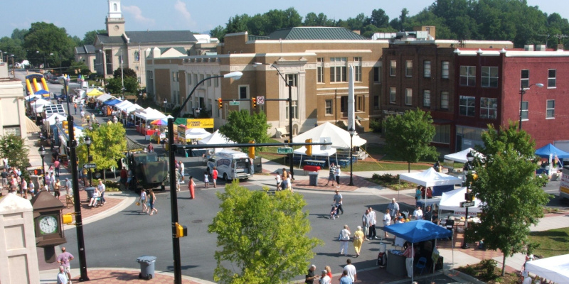 Food & Drink and More in the Lenoir Downtown Historic District